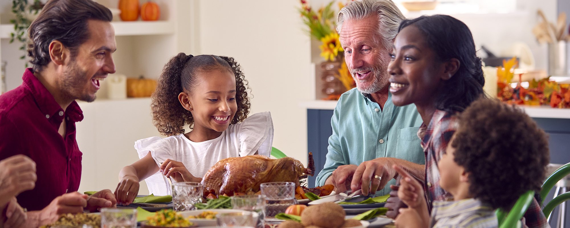 family eating thanksgiving dinner